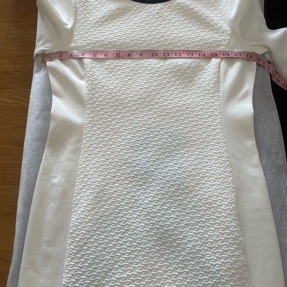 Shoshanna Textured Dress - Picture 7 of 9